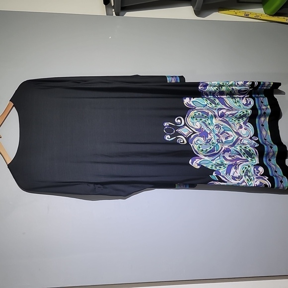Serengeti Black Long Sleeve Flowy Stretch Print Dress - Picture 7 of 7